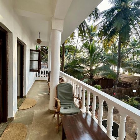 Silent Beach Resort Mandrem Exterior photo