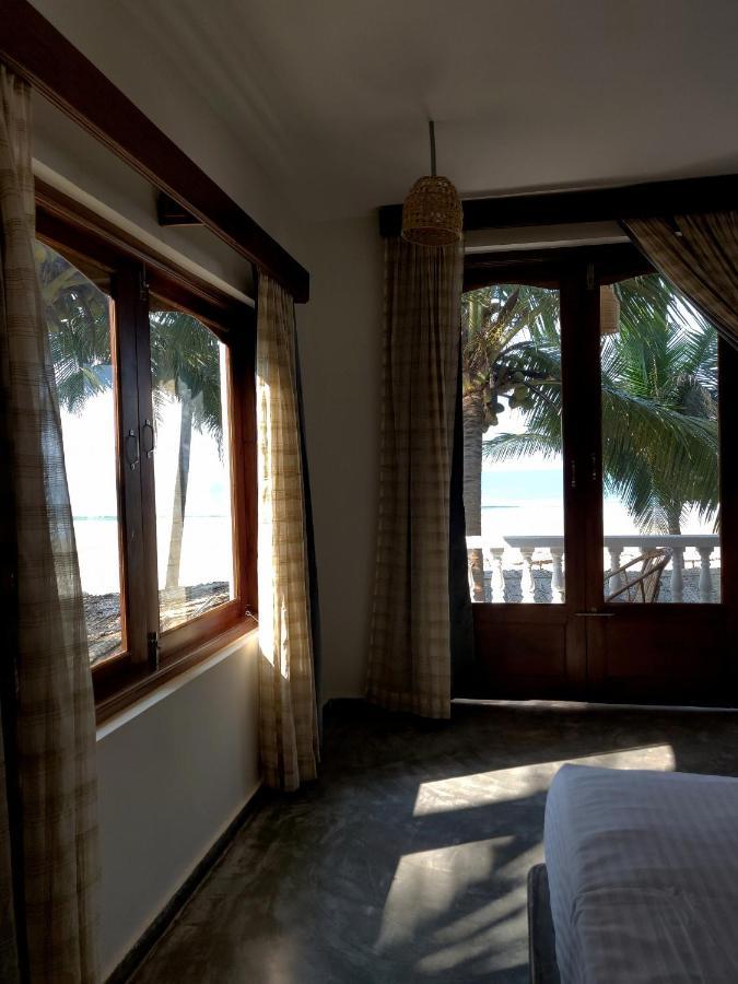 Silent Beach Resort Mandrem Exterior photo