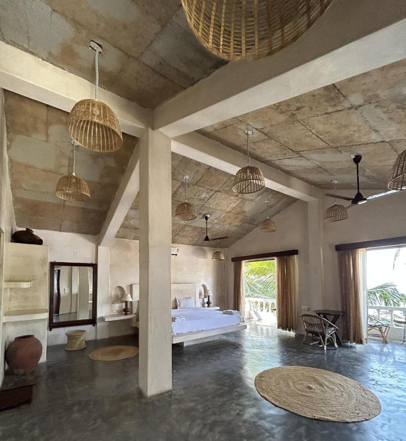 Silent Beach Resort Mandrem Exterior photo