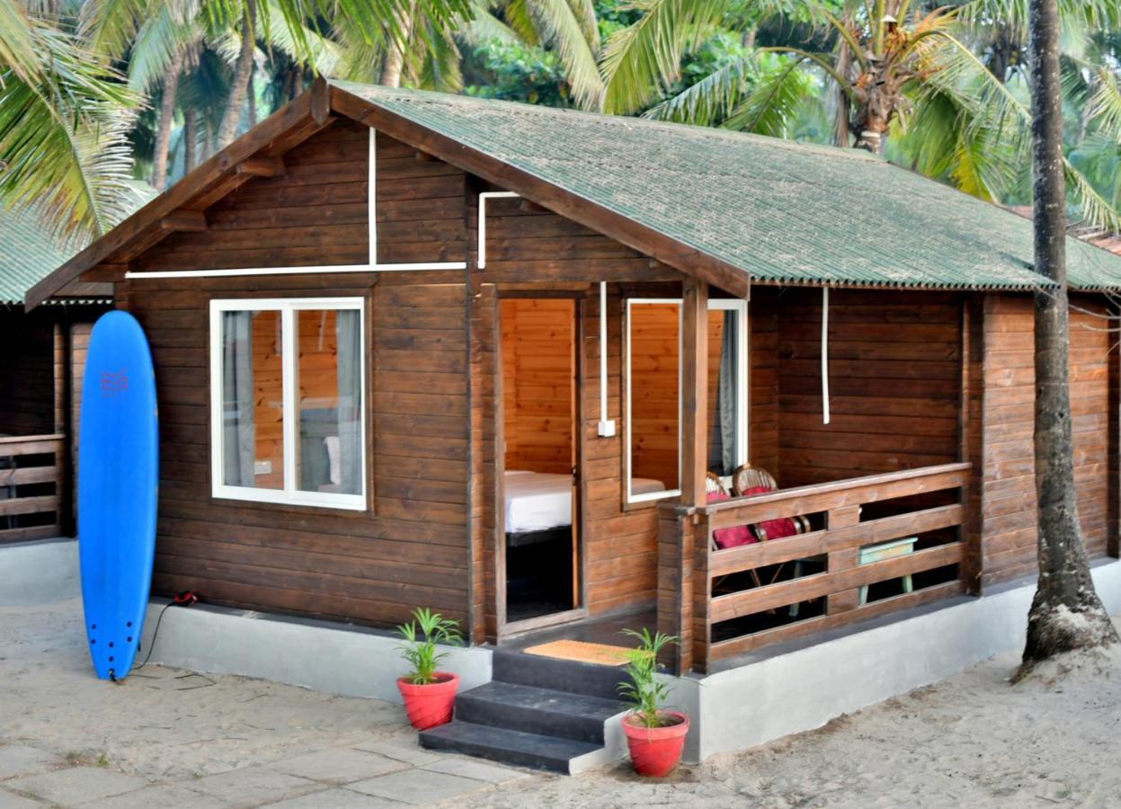 Silent Beach Resort Mandrem Exterior photo